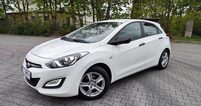 Hyundai I30 cena 38900 przebieg: 131000, rok produkcji 2015 z Praszka małe 436